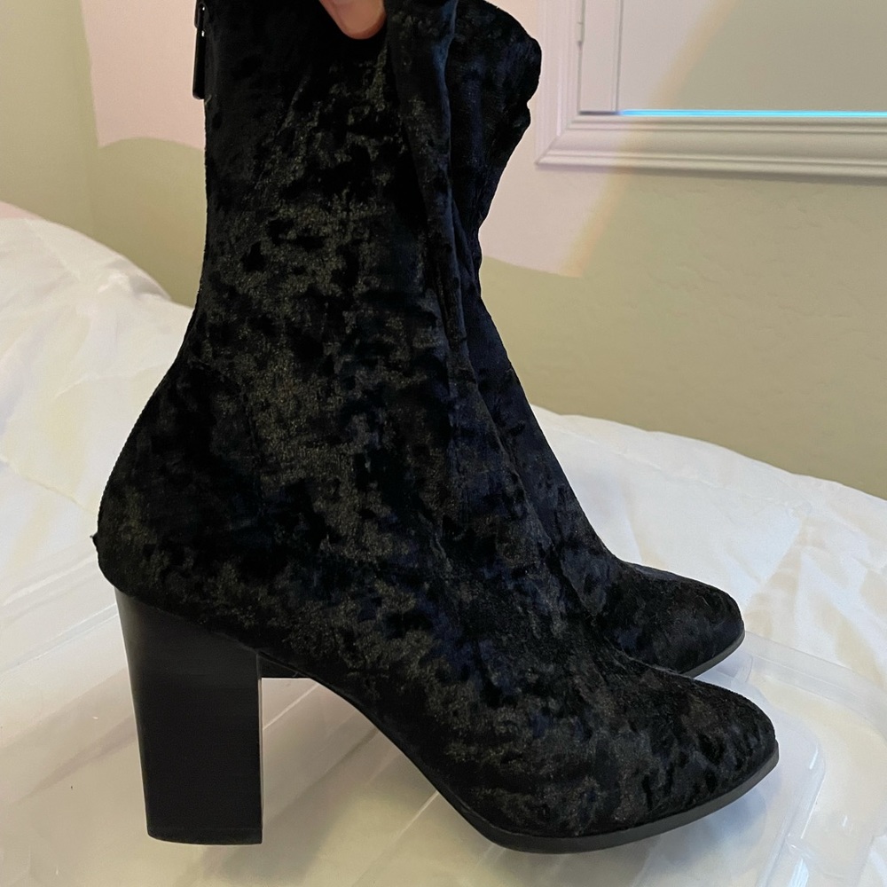 Impo Velvet Heels